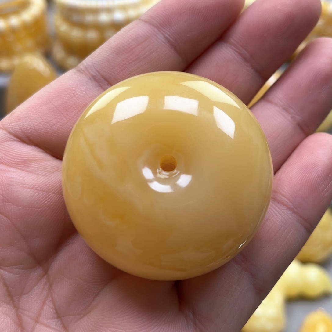 琥珀颈饰未镶嵌吊坠