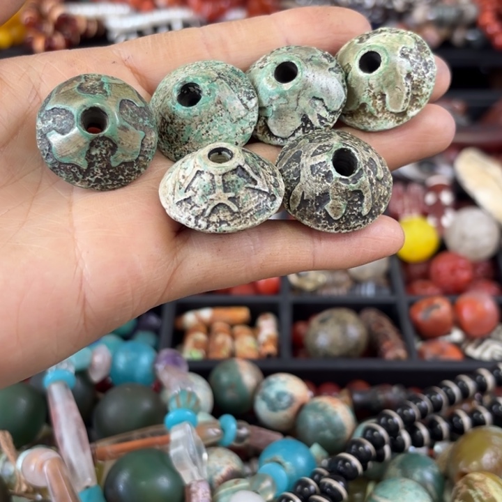 心***蕴玛瑙/玉髓未镶嵌颈饰