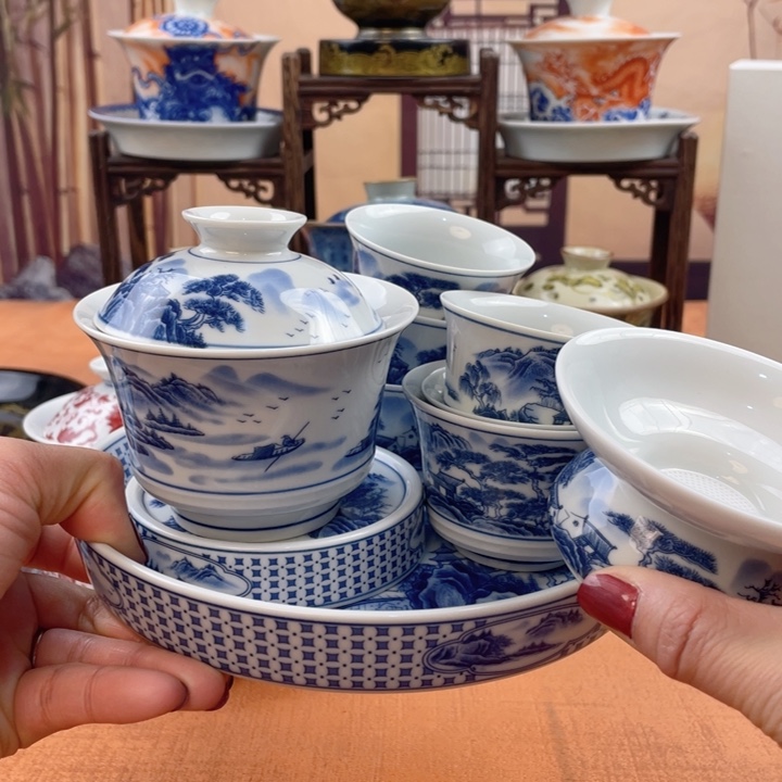 陶摆件青花山水十件套