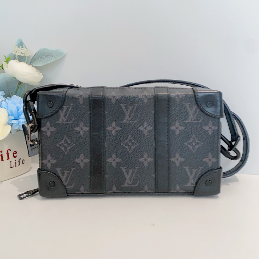 95新 LouisVuitton/路易威登 lv芯片款trunk盒子包单肩包16523787