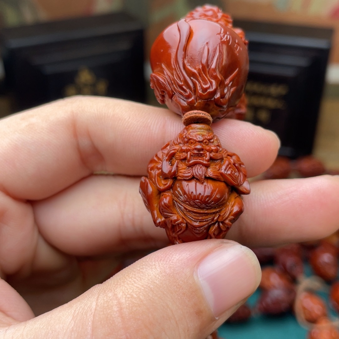 橄榄核手串刘*生钟馗表弟回血