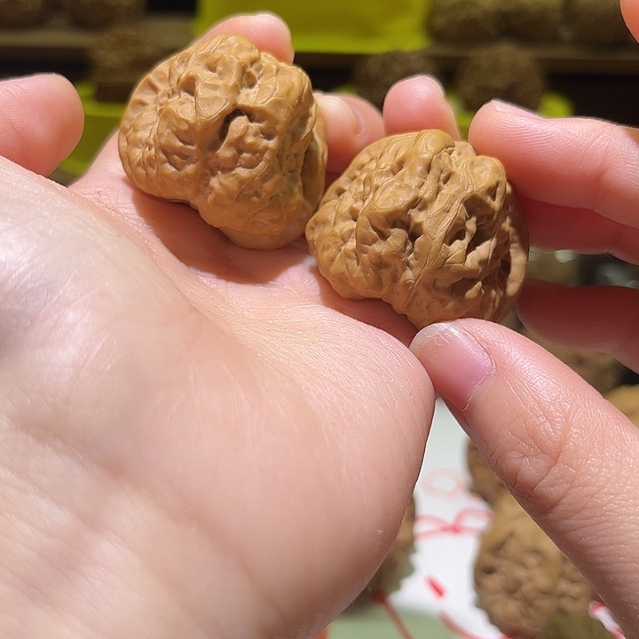 文玩核桃吊坠无修蛤蟆头36