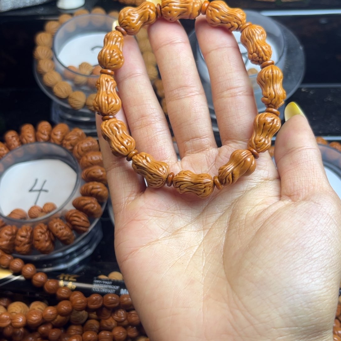 手串桃核?***叔桃核单圈