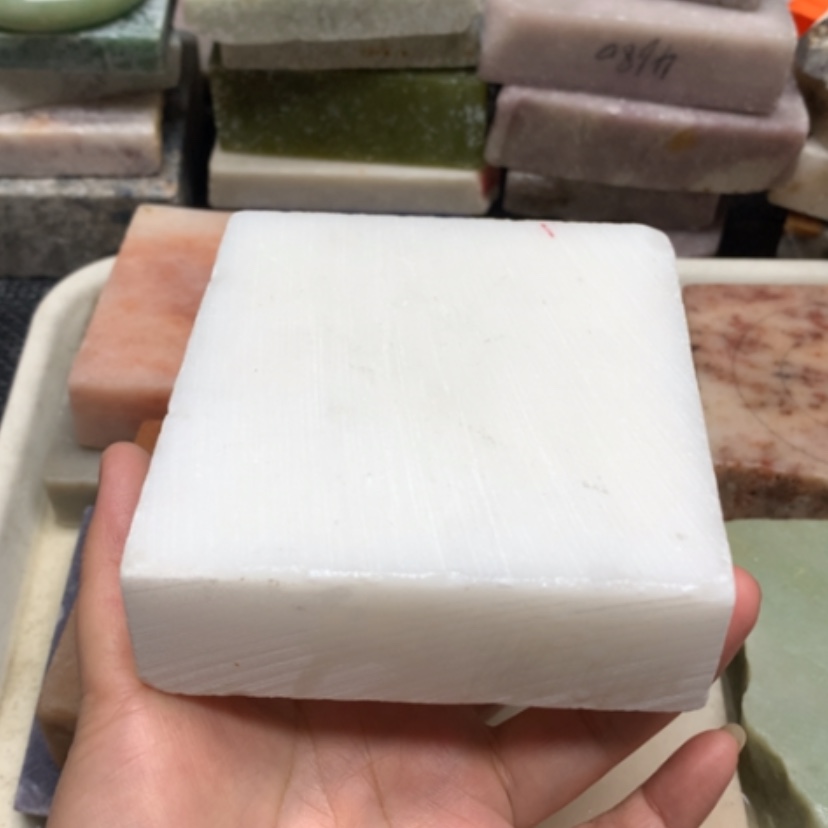【闪购商品】石英质玉未镶嵌手镯