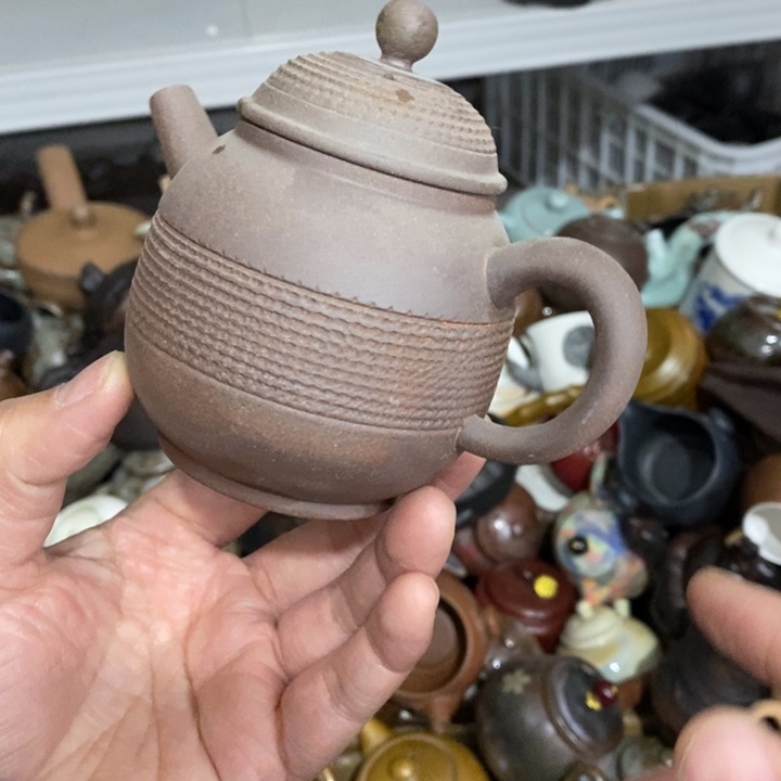 陶瓷艺术品及陶瓷壶