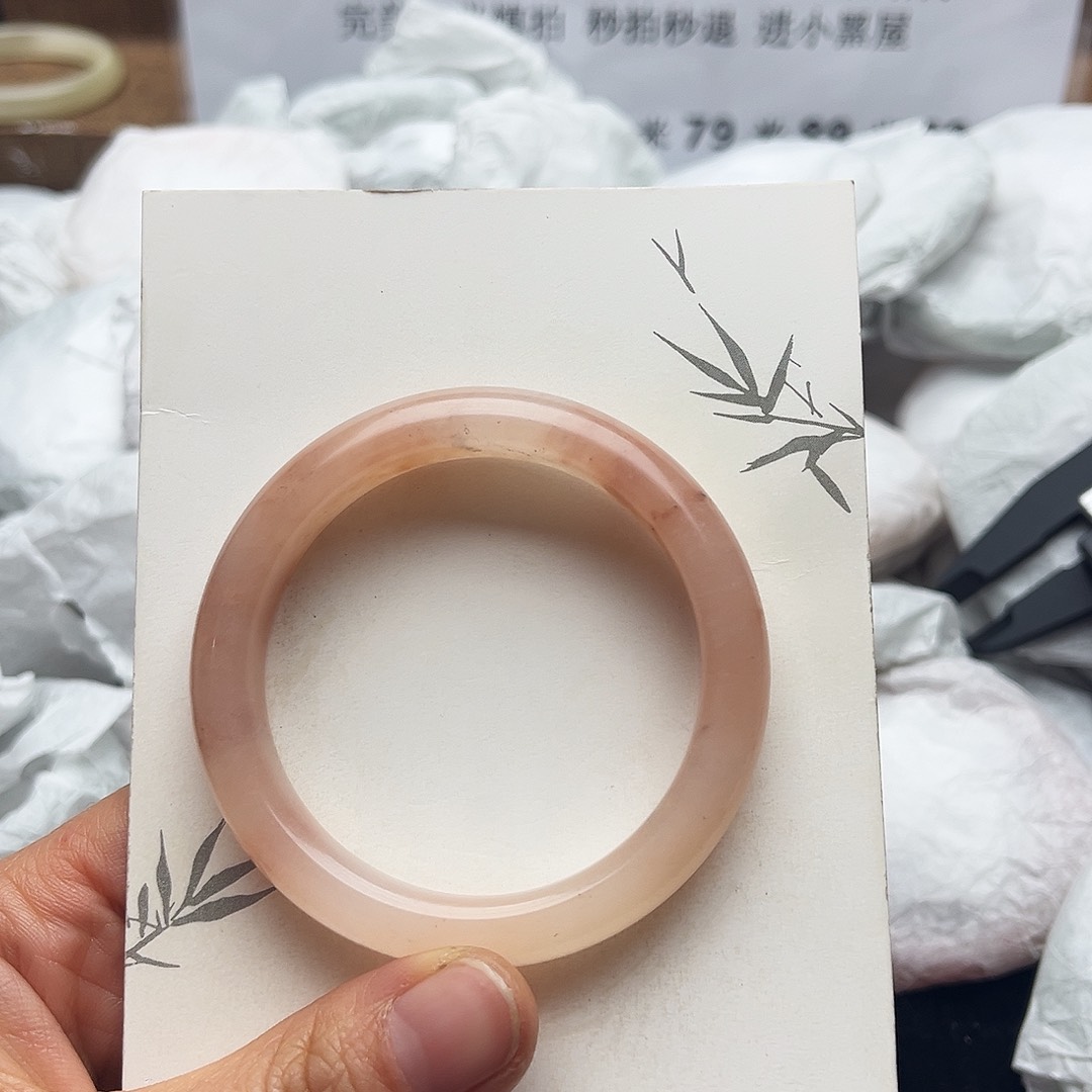 未镶嵌手镯石英质玉8