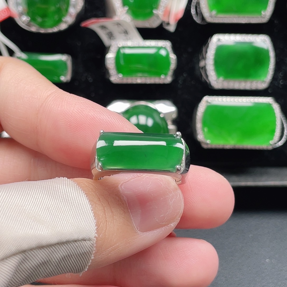 军***a翡翠银S925镶嵌戒指天然A货翡翠没运费险3186