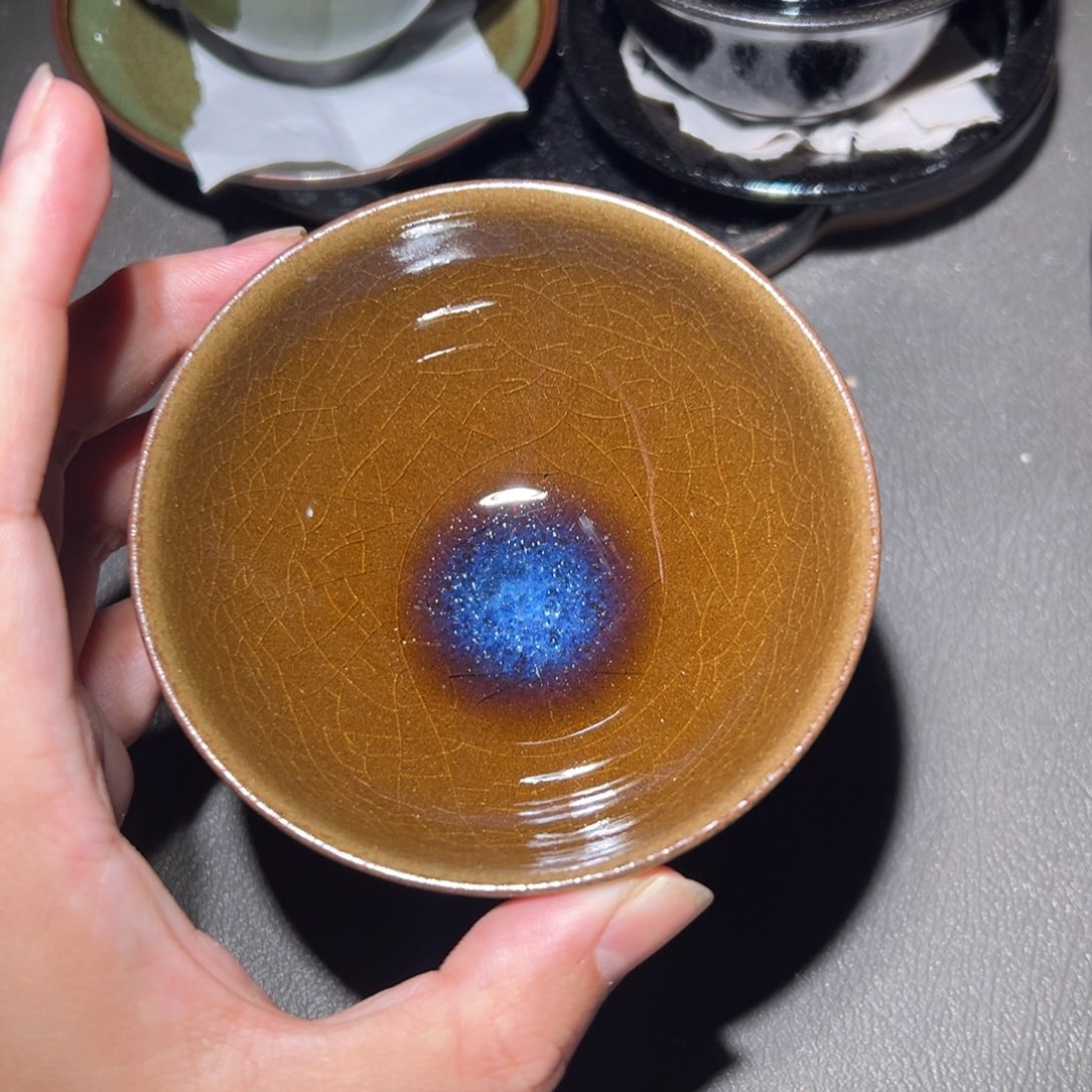 茶盏你就这样把我们之间不存在感情