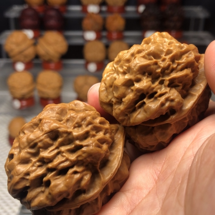 文玩核桃把件120上古金蟾