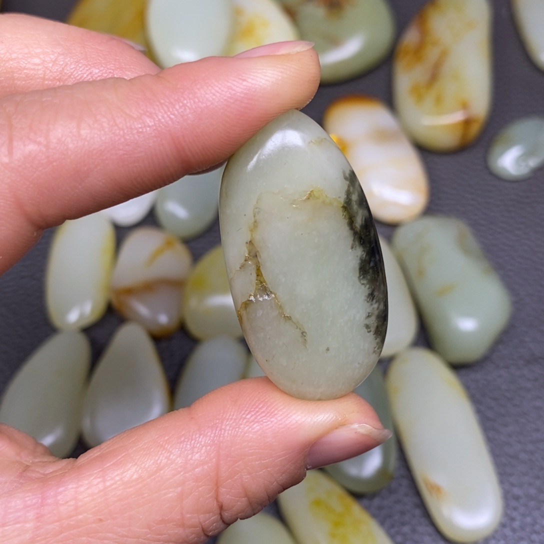 和田玉挂件未镶嵌