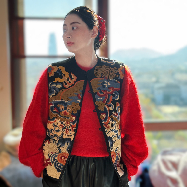 畔喜的服装小店 中式马甲 狮子滚绣球