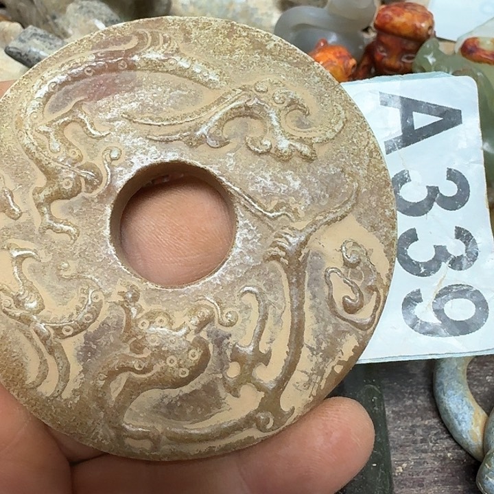 和田玉颈饰未镶嵌?****✨