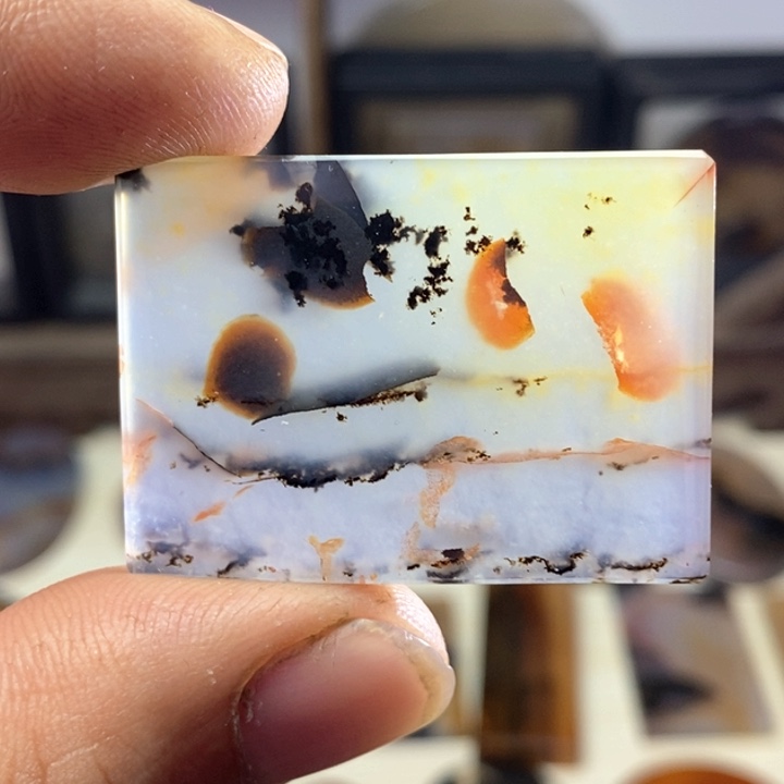 玛瑙/玉髓颈饰未镶嵌