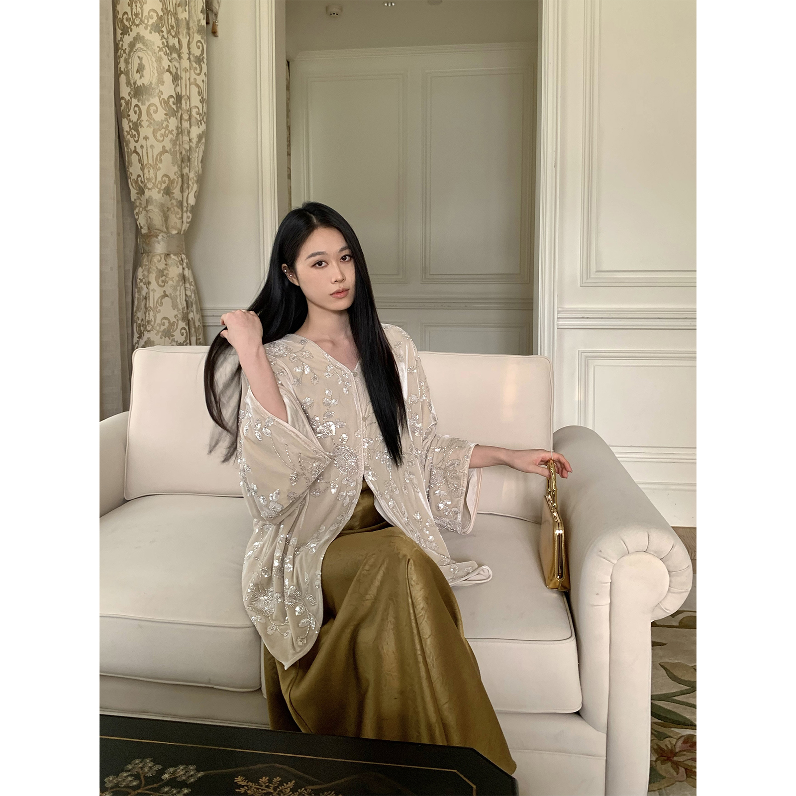 周淼ZHOUMIAO新中式丝绒小衫 V领国风优雅气质上衣女ZM24V9412Y