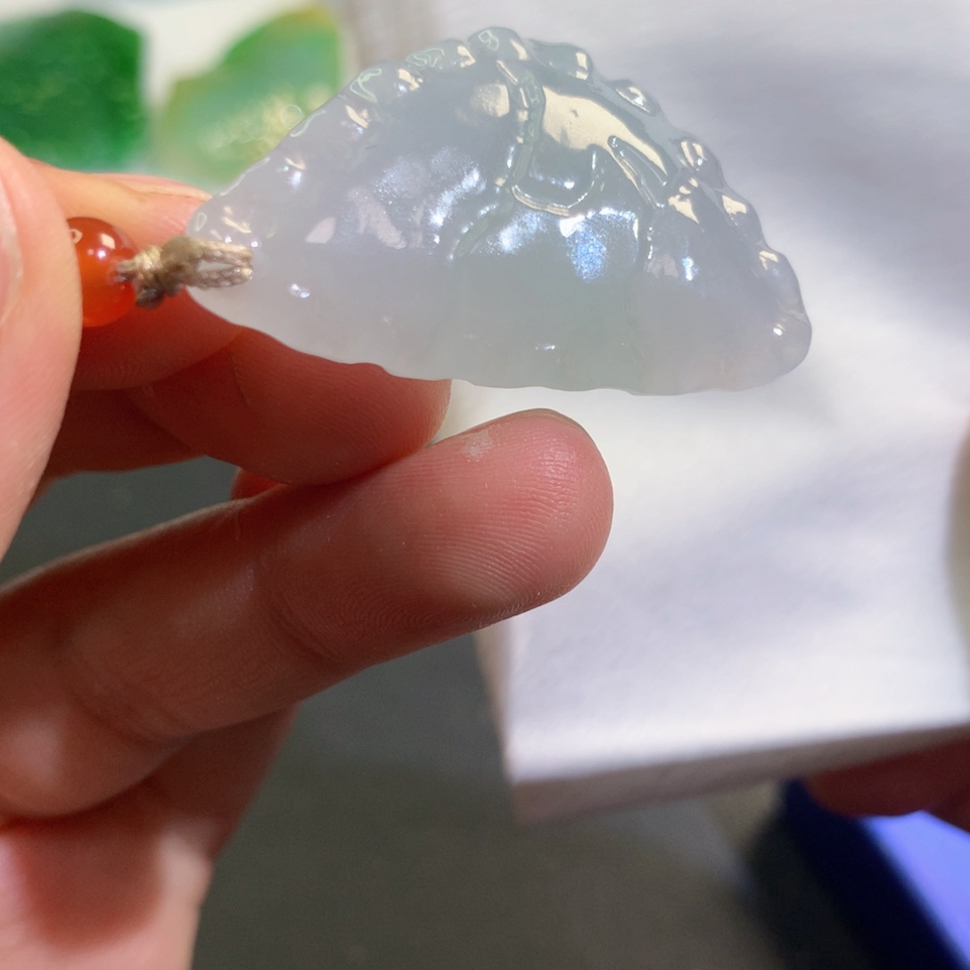 【闪购商品】翡翠吊坠(不含链)未镶嵌