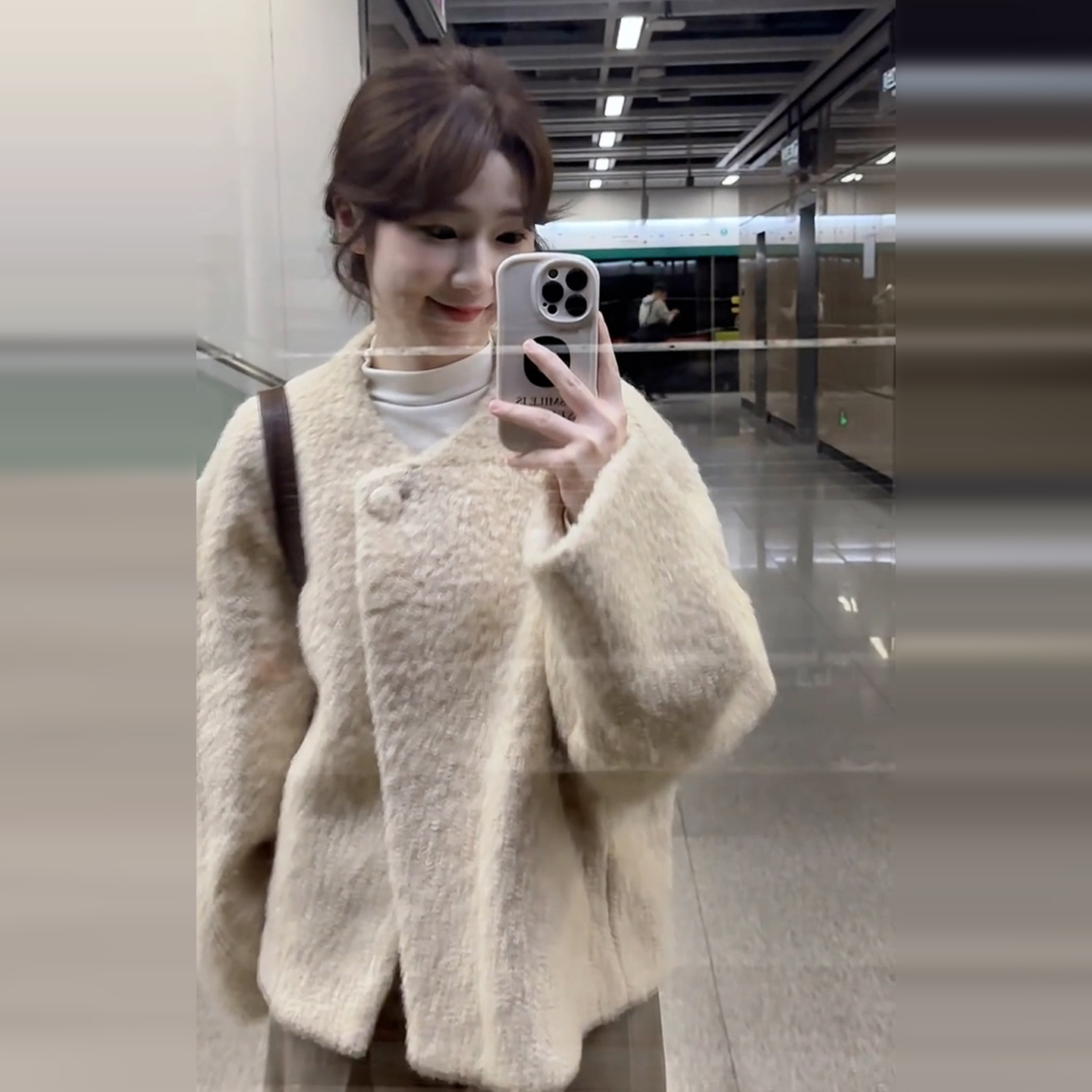 韩系巨好看羊羔绒毛毛短款外套女秋冬2025新款加厚初冬保暖摇粒绒