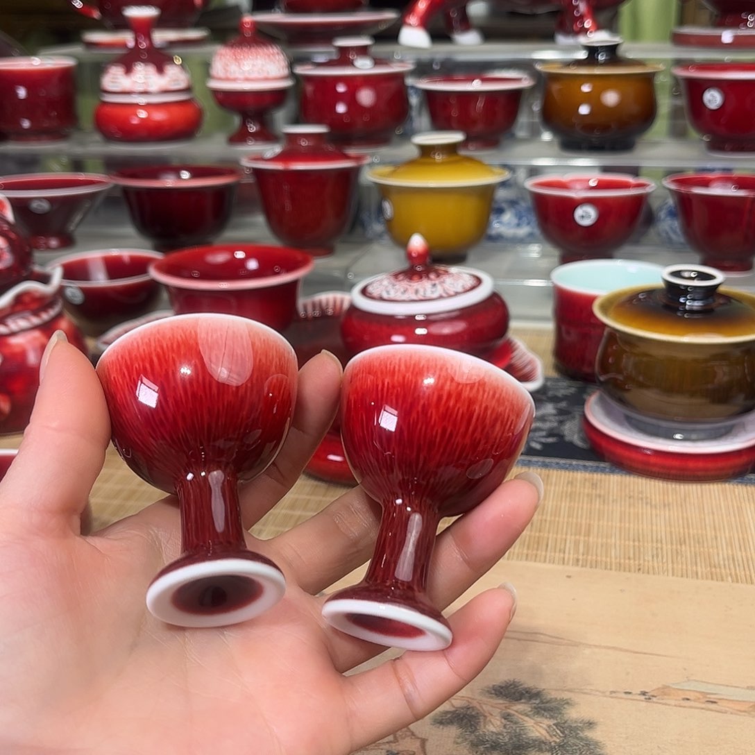 景德镇陶瓷红马坊杯子