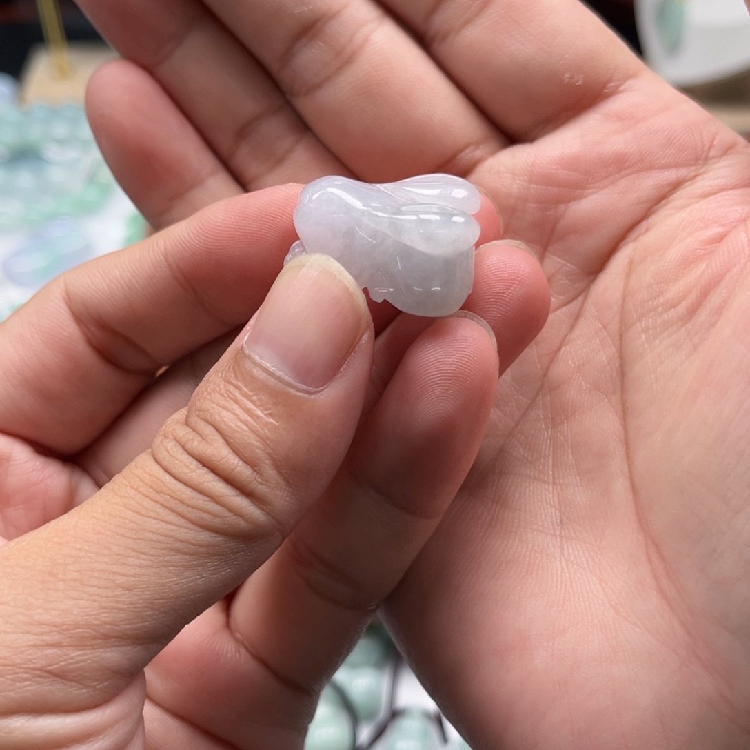 翡翠未镶嵌颈饰天然翡翠A货