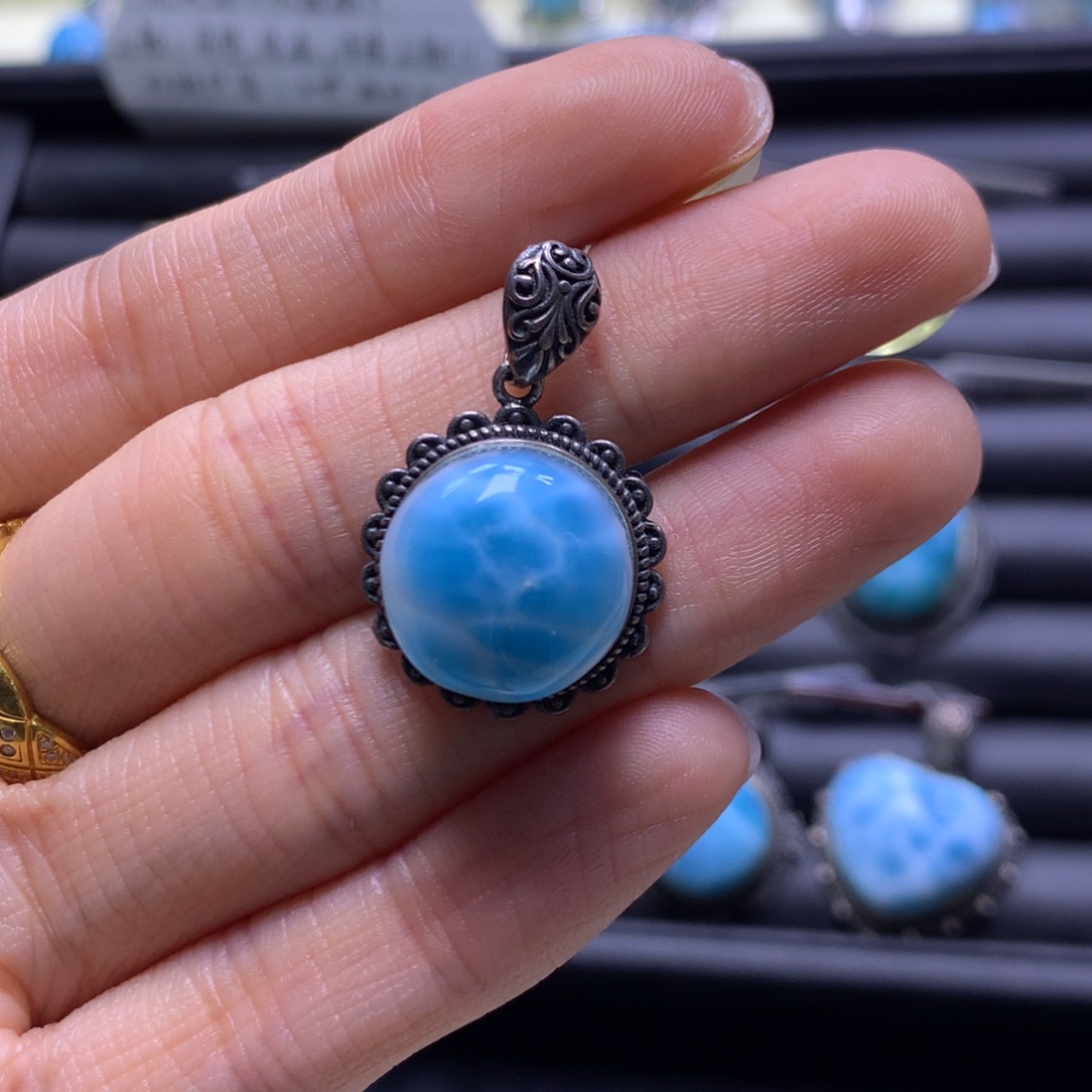 针钠钙石（海纹石）未镶嵌颈饰蛋面吊坠色差略异