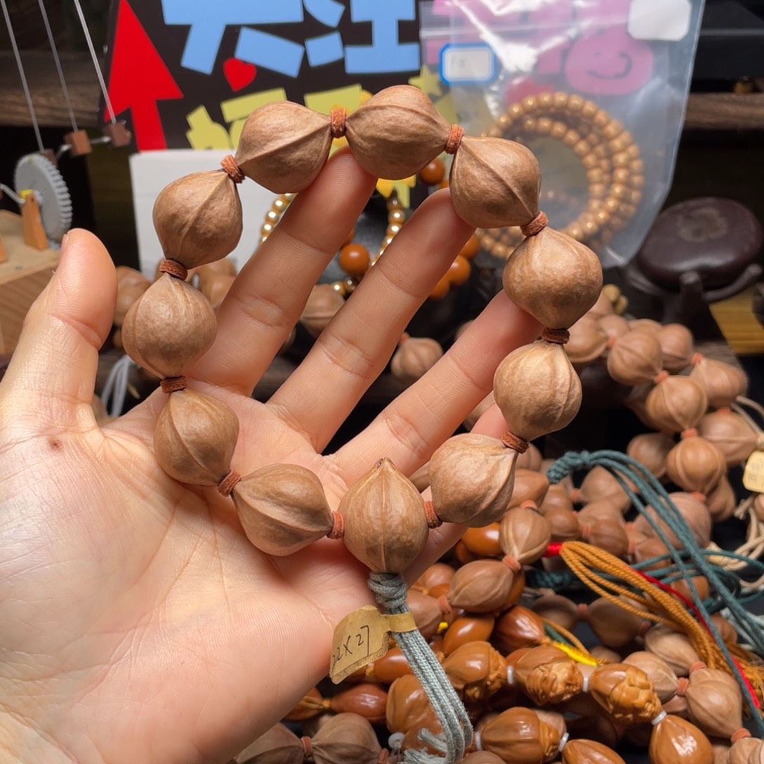 非***凡橄榄核吊坠2227铁核