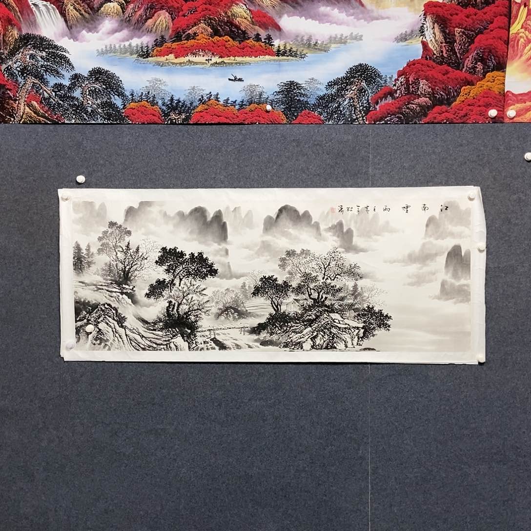 国画小六尺水墨山水一副