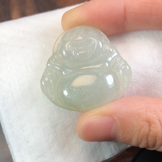 翡翠未镶嵌颈饰缅甸A货，每天下午1点半开播