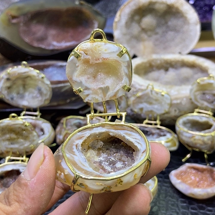 水晶珠宝半成品未镶嵌