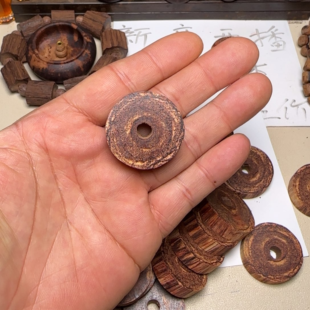 其他降真香c8降真香随形平安扣