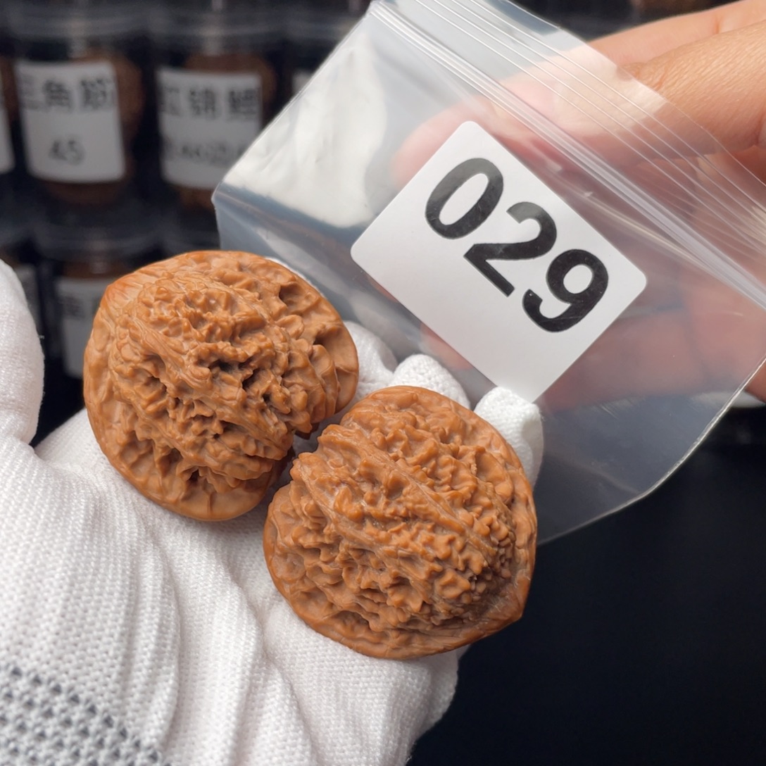 把件文玩核桃43满天星