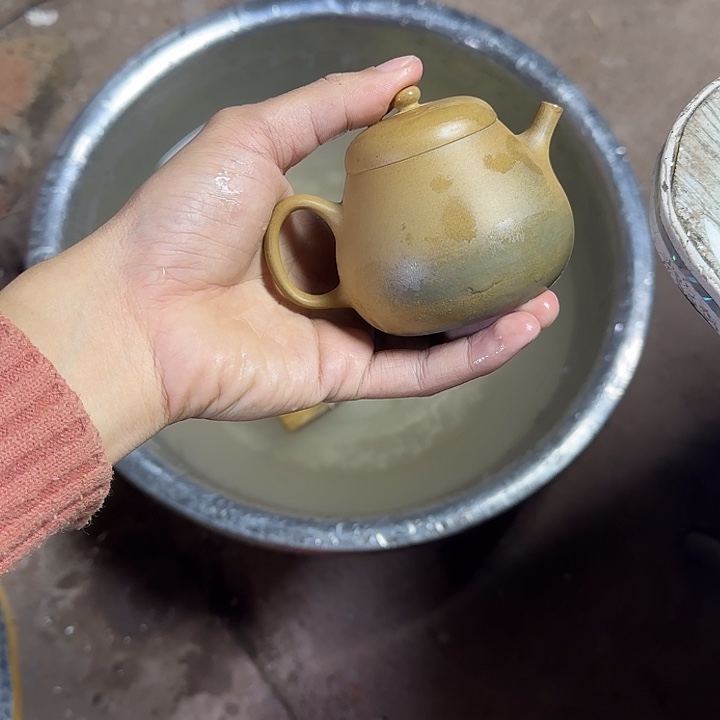 徐***齋紫砂茶壶坭兴陶柴烧