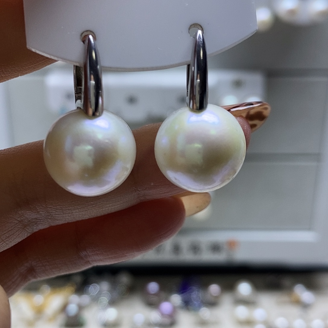 银S925镶嵌耳饰淡水珍珠