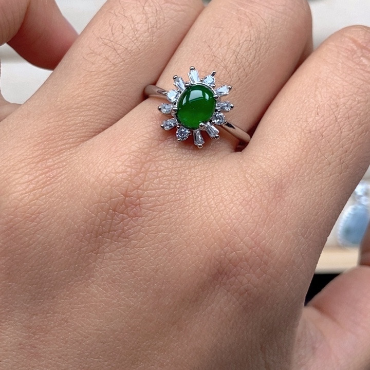 翡翠未镶嵌戒指戒指