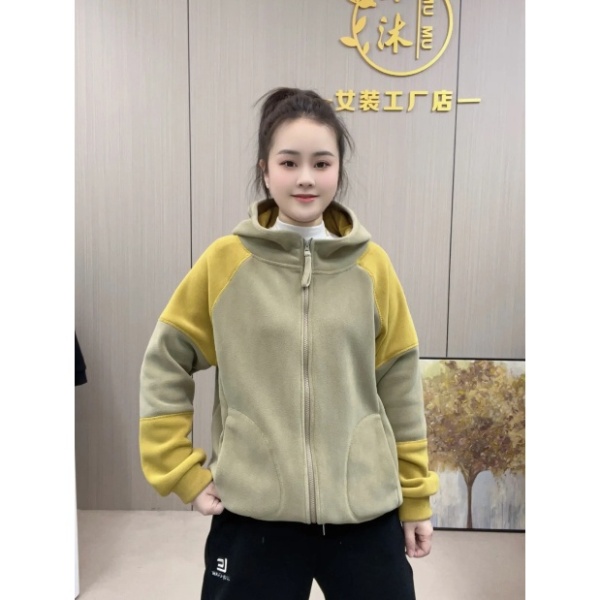 546潇朗休闲新款简约百搭宽松韩版连帽拼接撞色绒感拉链开衫