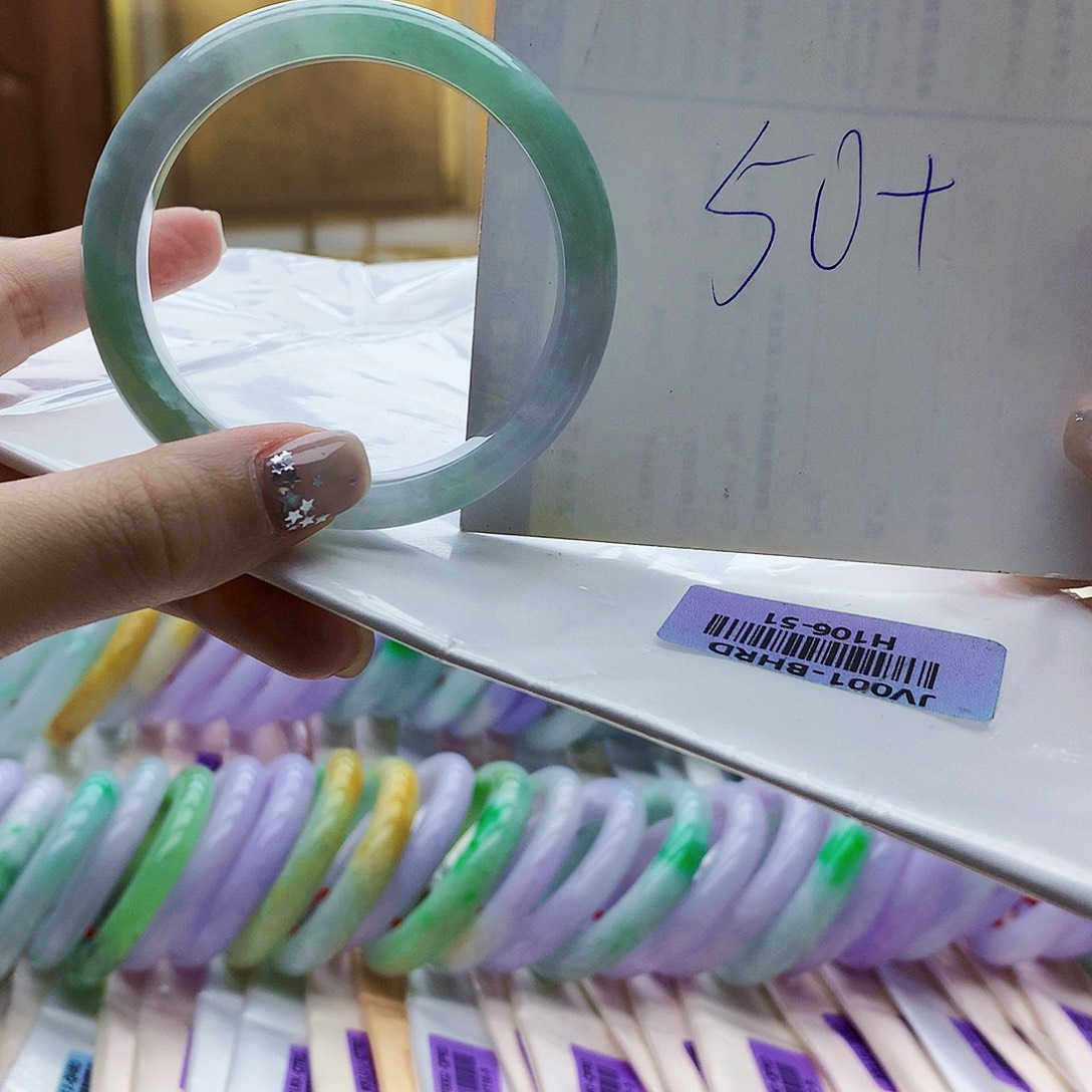 翡翠未镶嵌手镯ghh