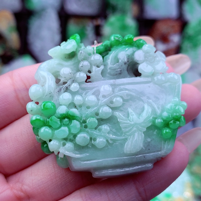 【闪购商品】翡翠颈饰未镶嵌天然