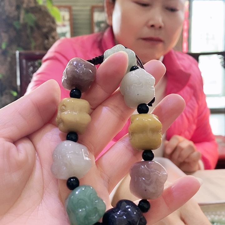 密玉（石英质玉）毛衣链未镶嵌