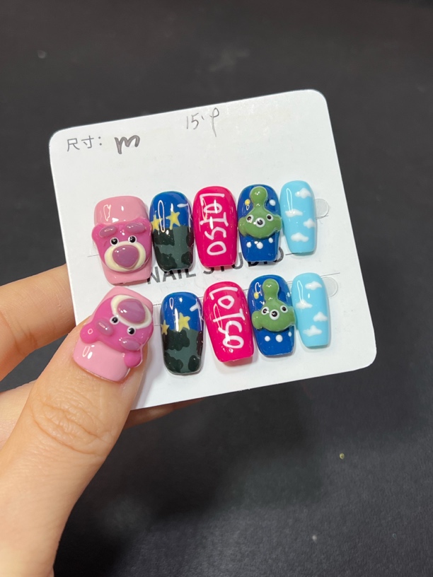 草莓熊立体捏捏纯手工穿戴甲短甲1421