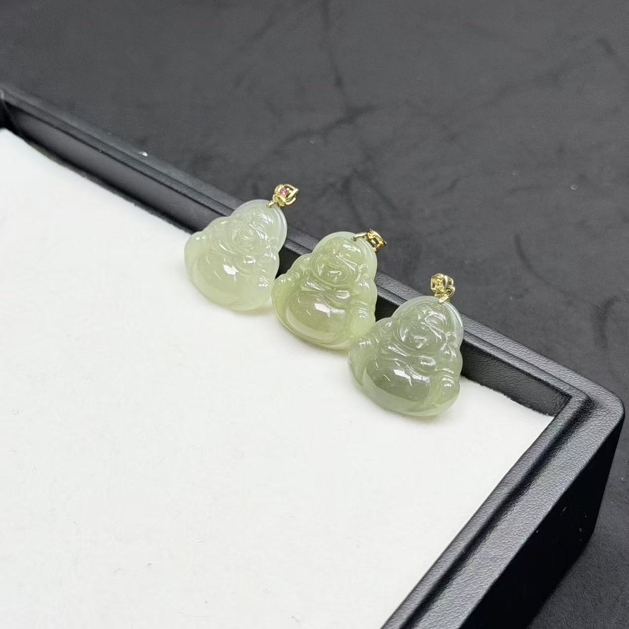 【睿泽赏宝】s925和田玉佛公吊坠多样性发一/有瑕24*24*5 KS0010684