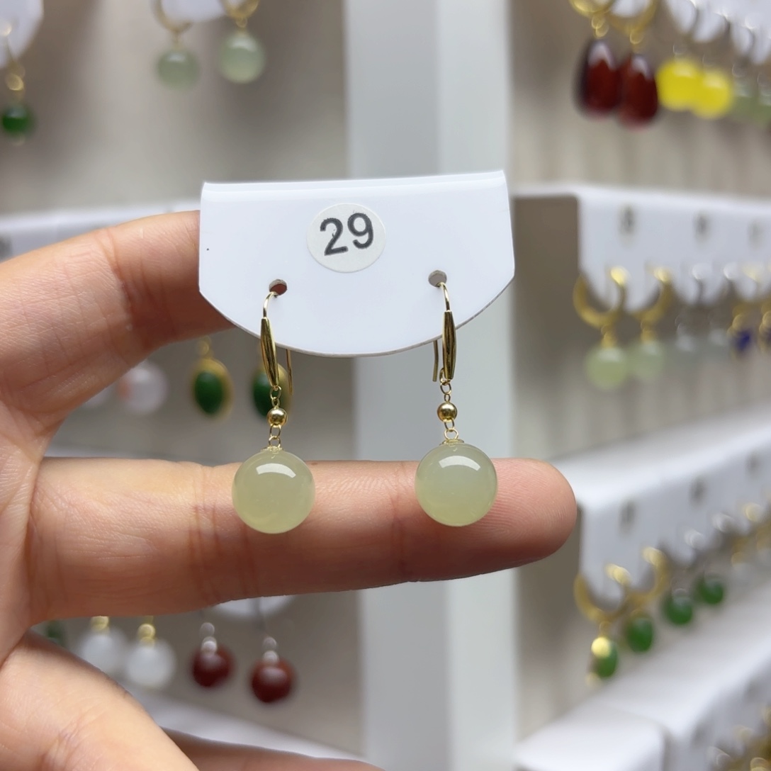 和田玉18K金镶嵌耳饰