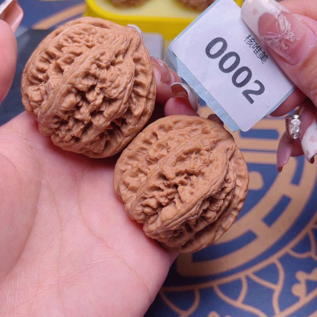 文玩核桃把件粗筋47～0002