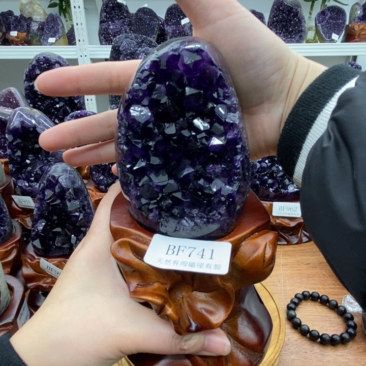 紫晶大型摆件（非配饰）未镶嵌