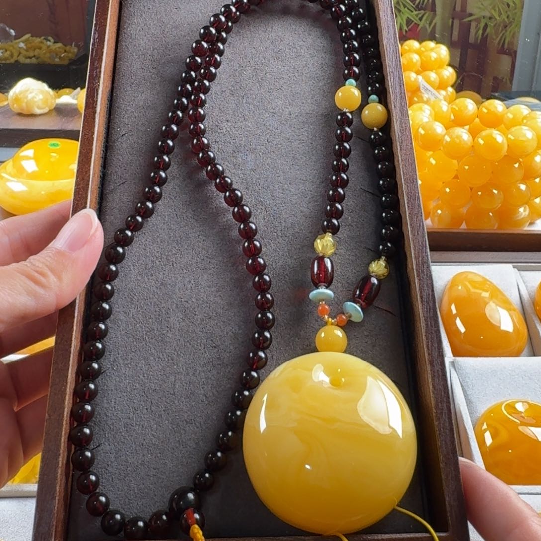 蜜蜡毛衣链未镶嵌