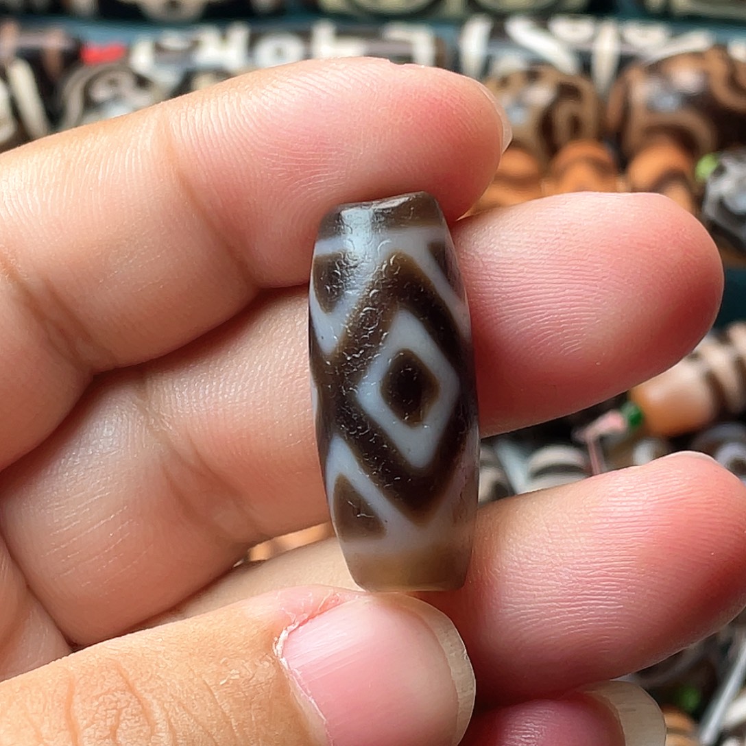 玛瑙/玉髓未镶嵌颈饰小卢金刚三