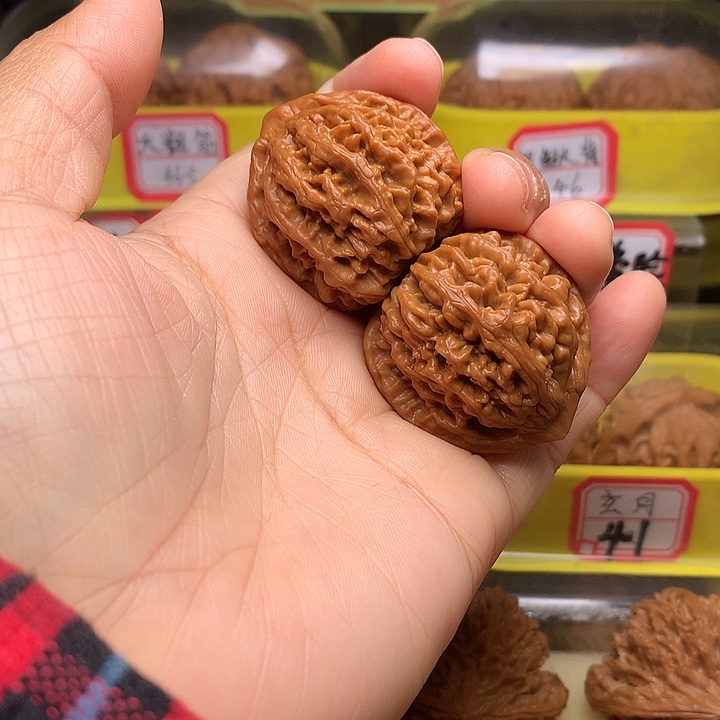 吊坠文玩核桃?****白卧龙粗筋