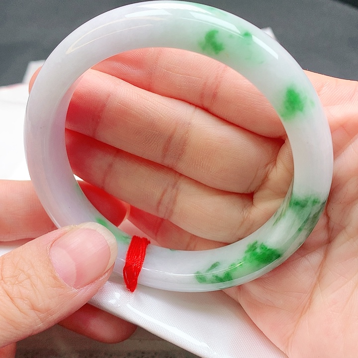 翡翠手镯未镶嵌手镯60