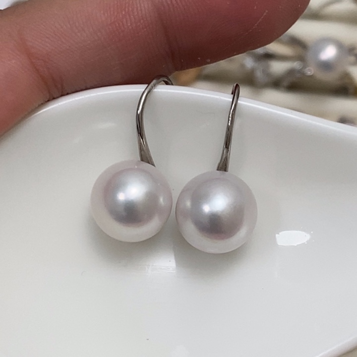 浅***^银S925镶嵌淡水珍珠白珍珠高跟鞋耳钩10.8m