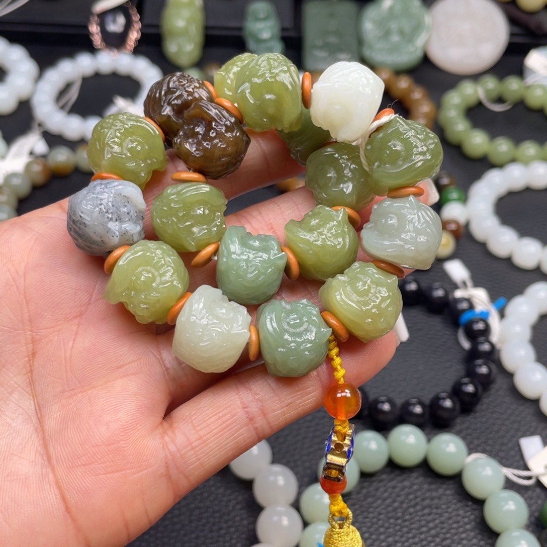 和田玉未镶嵌手链