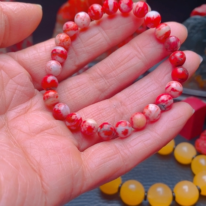 鸡血石鸡血石手串