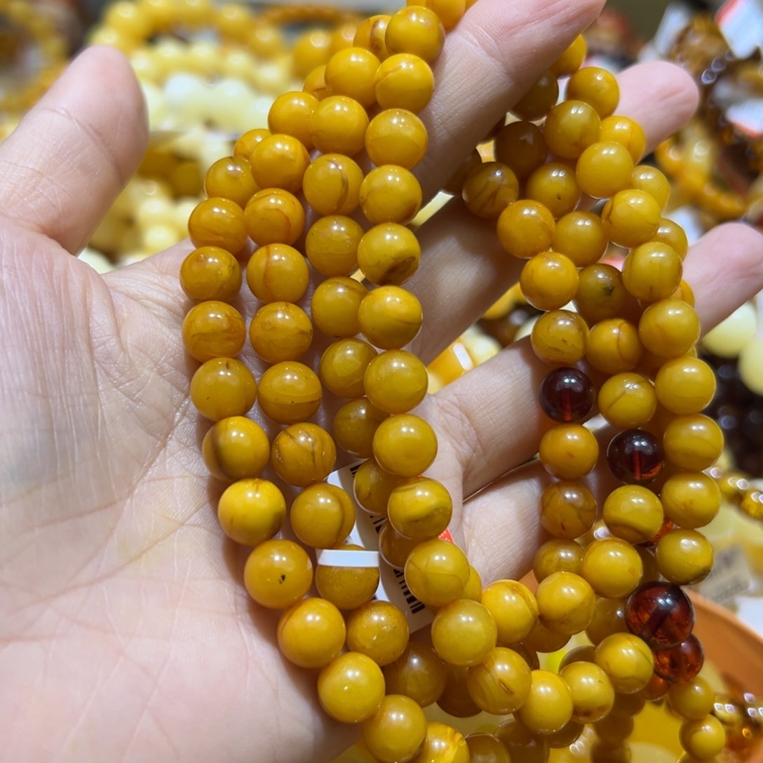 琥珀珠宝奇石未镶嵌