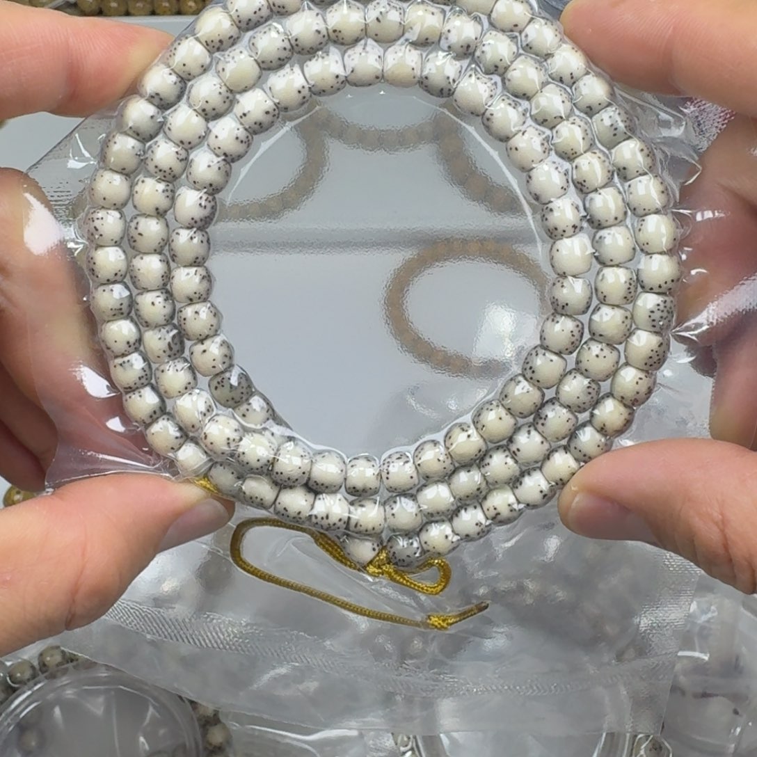 手串星月菩提石玉料河豚大留白7×6